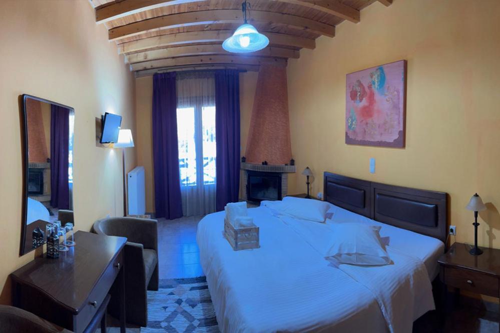 Guesthouse Teloni 비티나 외부 사진