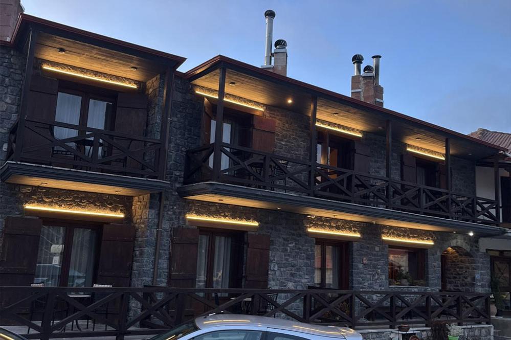 Guesthouse Teloni 비티나 외부 사진